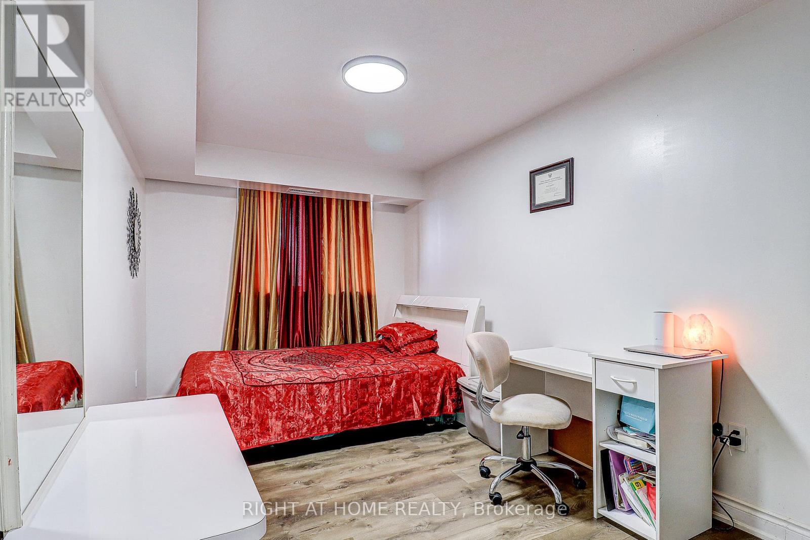 605 - 757 Victoria Park Avenue, Toronto, Ontario  M4C 5N8 - Photo 18 - E12916448