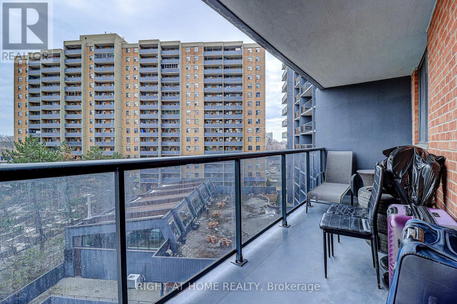 605 - 757 Victoria Park Avenue, Toronto, Ontario  M4C 5N8 - Photo 22 - E12916448