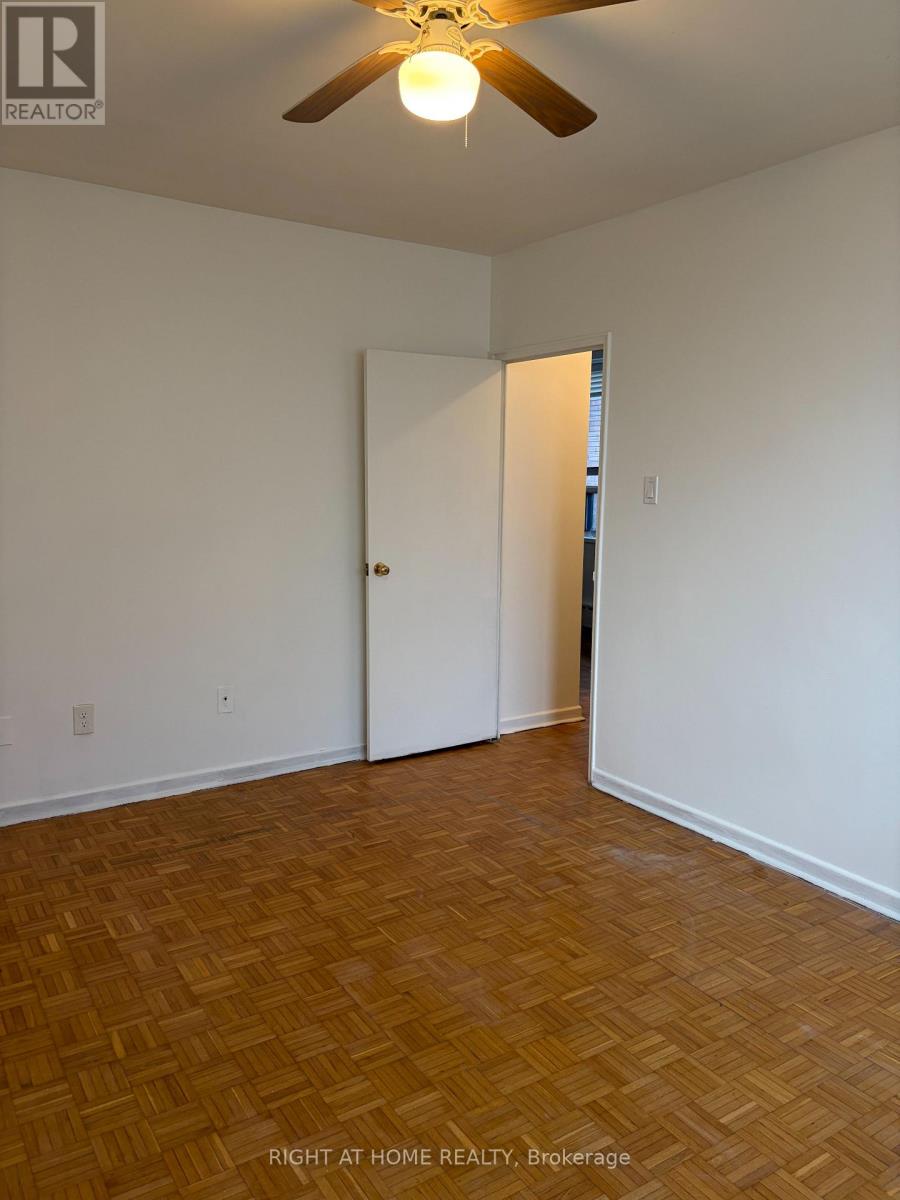 1b - 336 The West Mall, Toronto, Ontario  M9C 1E4 - Photo 11 - W12958876