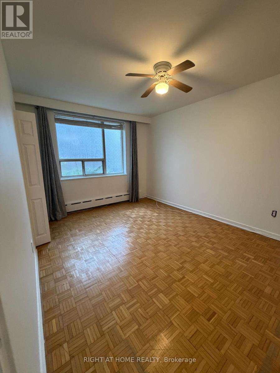 1b - 336 The West Mall, Toronto, Ontario  M9C 1E4 - Photo 14 - W12958876