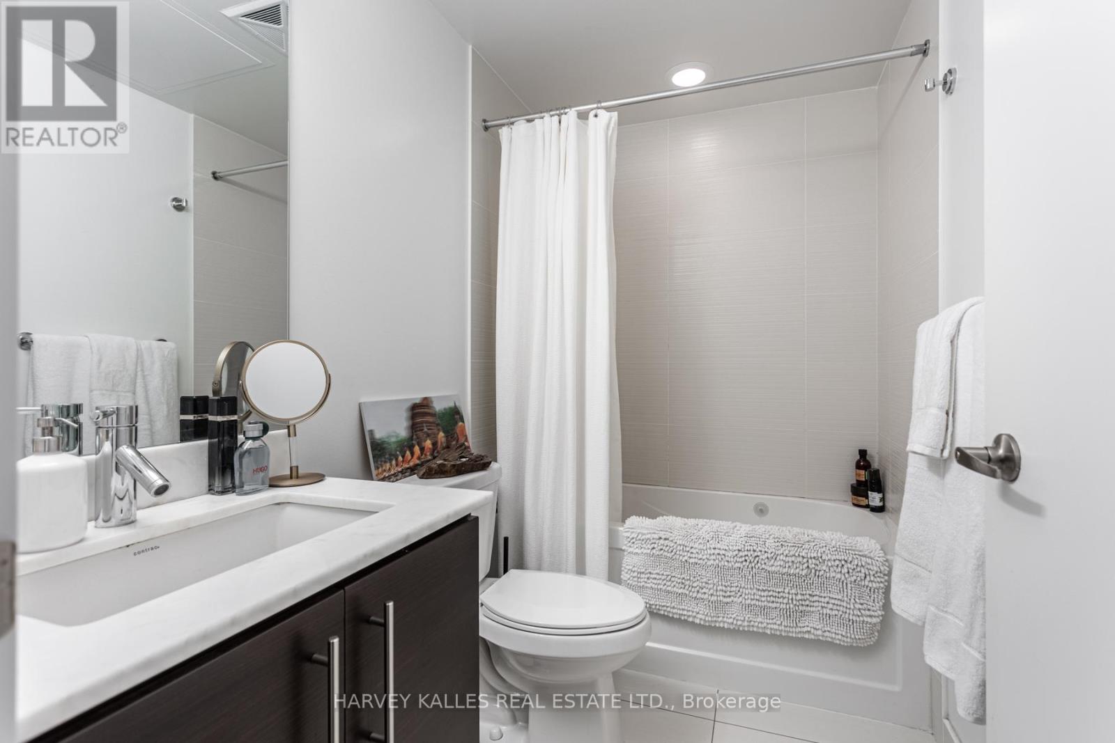 1209 - 58 Orchard View Boulevard, Toronto, Ontario  M4R 1B9 - Photo 15 - C12982348