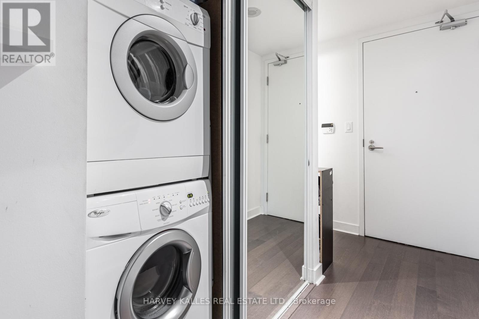 1209 - 58 Orchard View Boulevard, Toronto, Ontario  M4R 1B9 - Photo 16 - C12982348