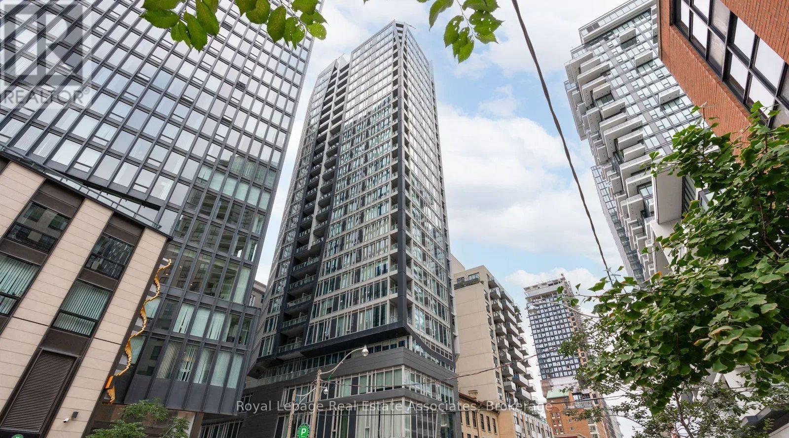 2206 - 68 Shuter Street, Toronto, Ontario  M5B 1B4 - Photo 1 - C12982908