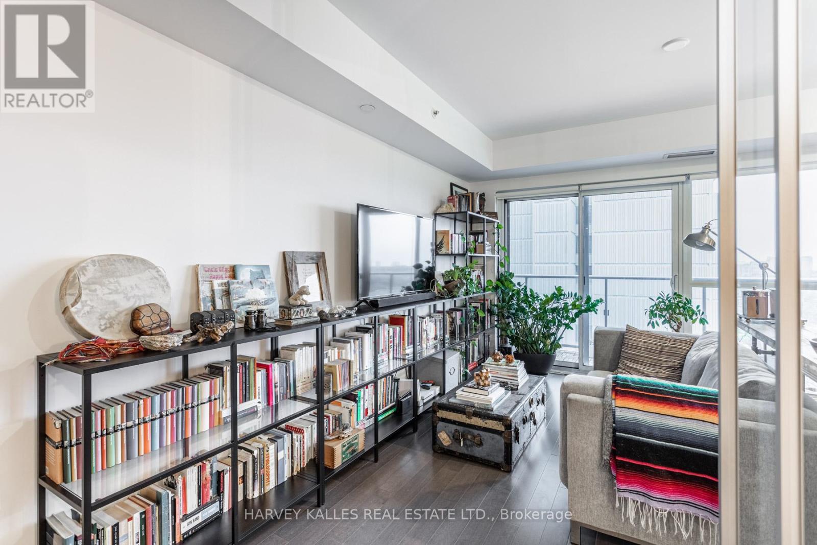 1209 - 58 Orchard View Boulevard, Toronto, Ontario  M4R 1B9 - Photo 7 - C12982348