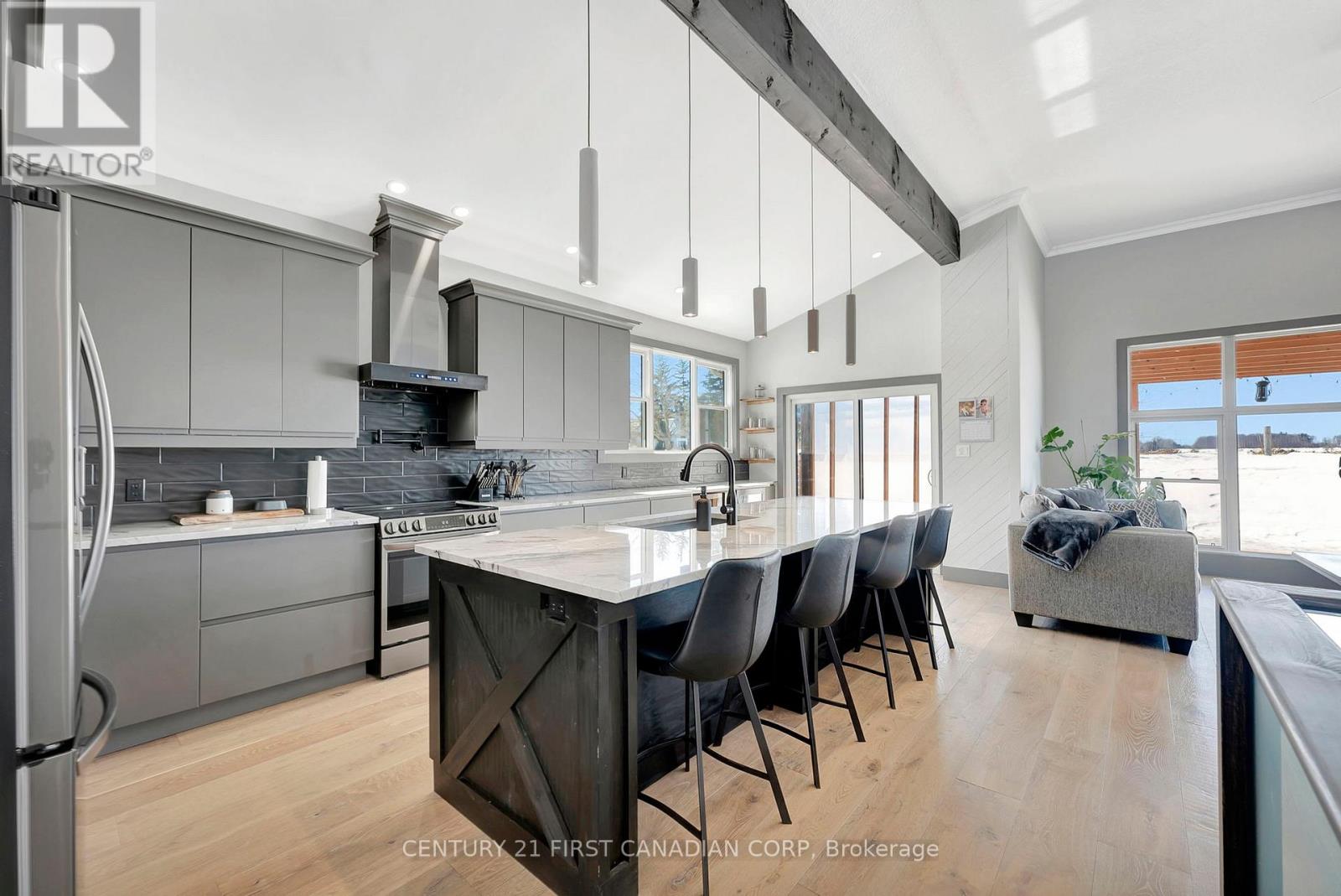 5 Falkland Road, Brant, Ontario  N0J 1V0 - Photo 8 - X12894404