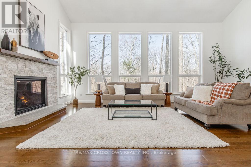 10 Beechwood Road, Oro-Medonte, Ontario  L4M 4Y8 - Photo 10 - S12983886