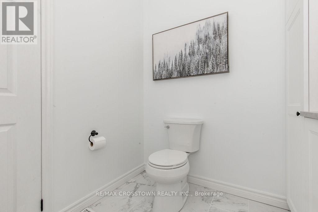 10 Beechwood Road, Oro-Medonte, Ontario  L4M 4Y8 - Photo 19 - S12983886