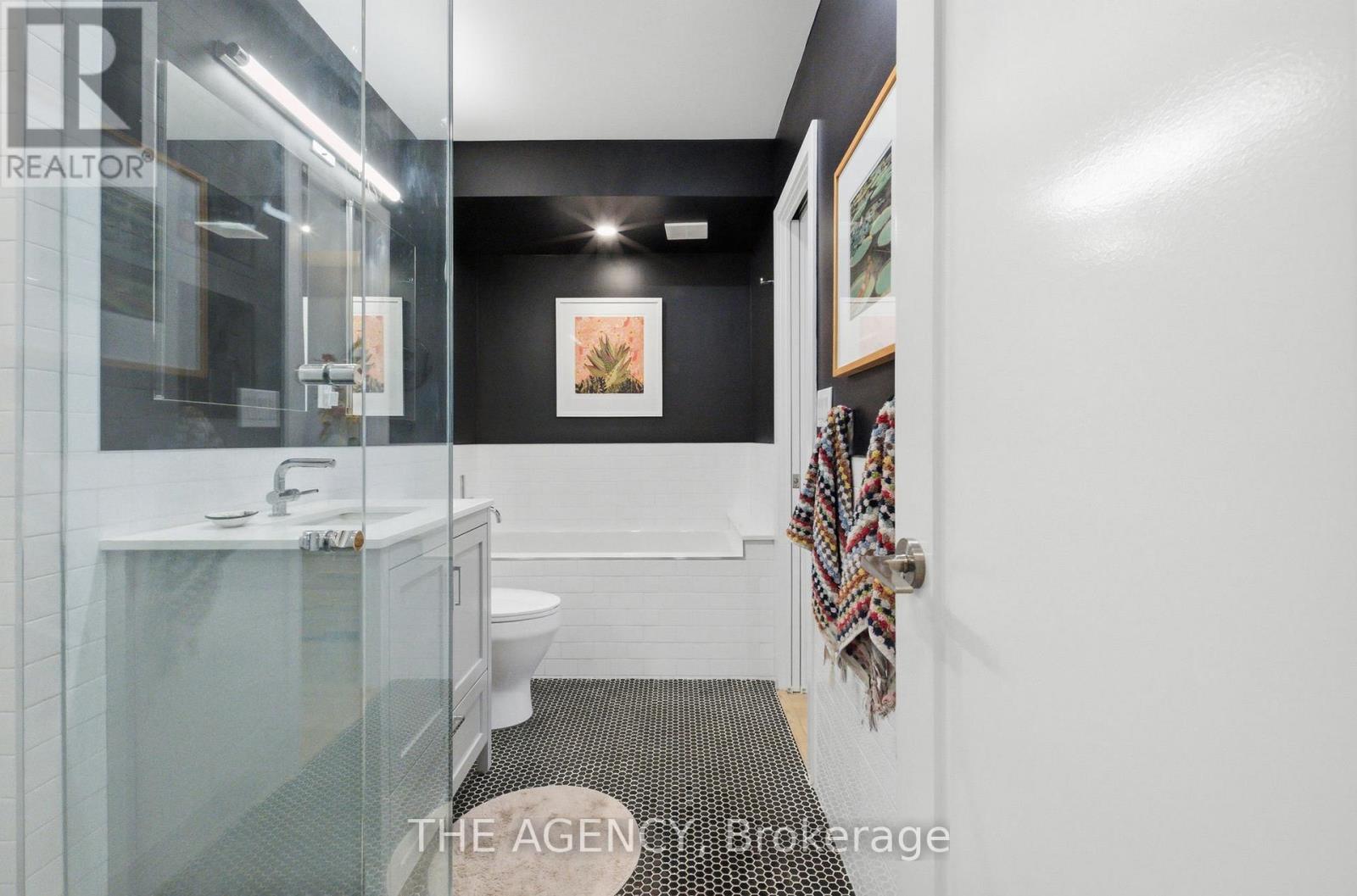 26 - 208 Niagara Street, Toronto, Ontario  M6J 3W5 - Photo 20 - C12984080