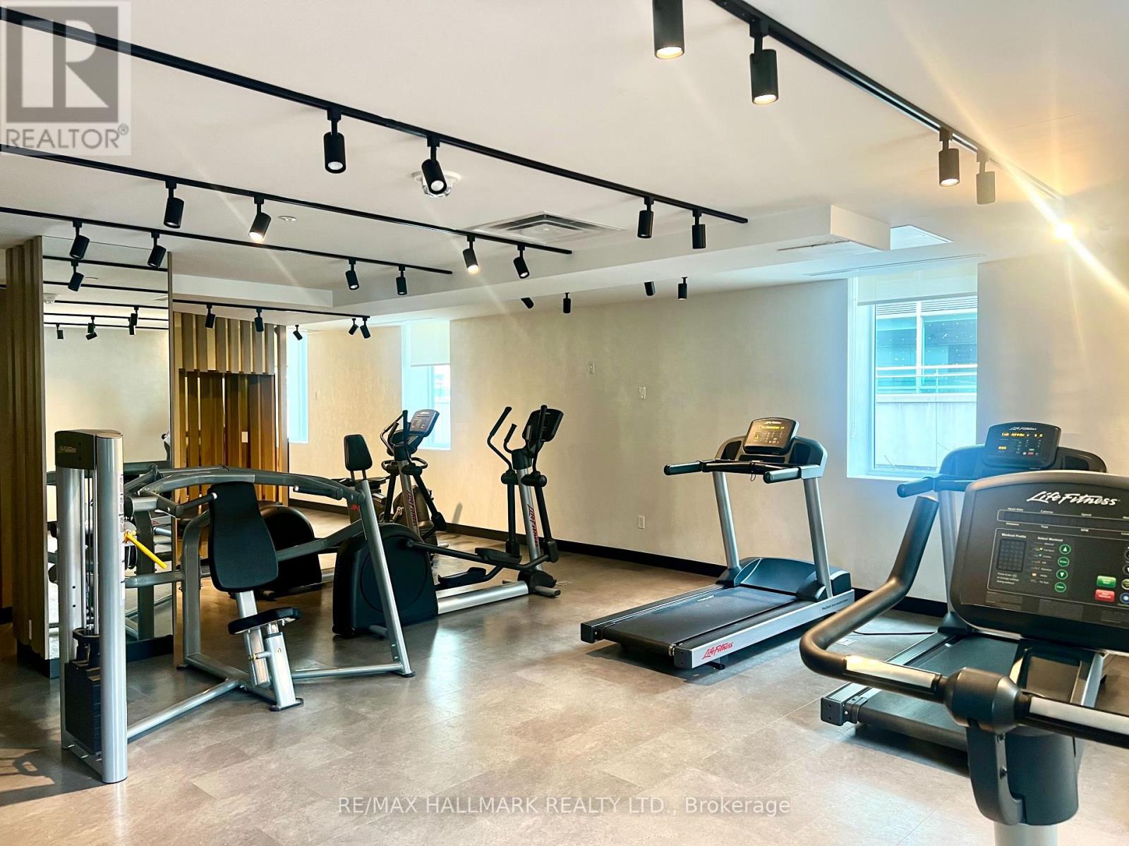 1308 - 11 Lillian Street, Toronto (Mount Pleasant West), Ontario  M4S 2H7 - Photo 17 - C12984228