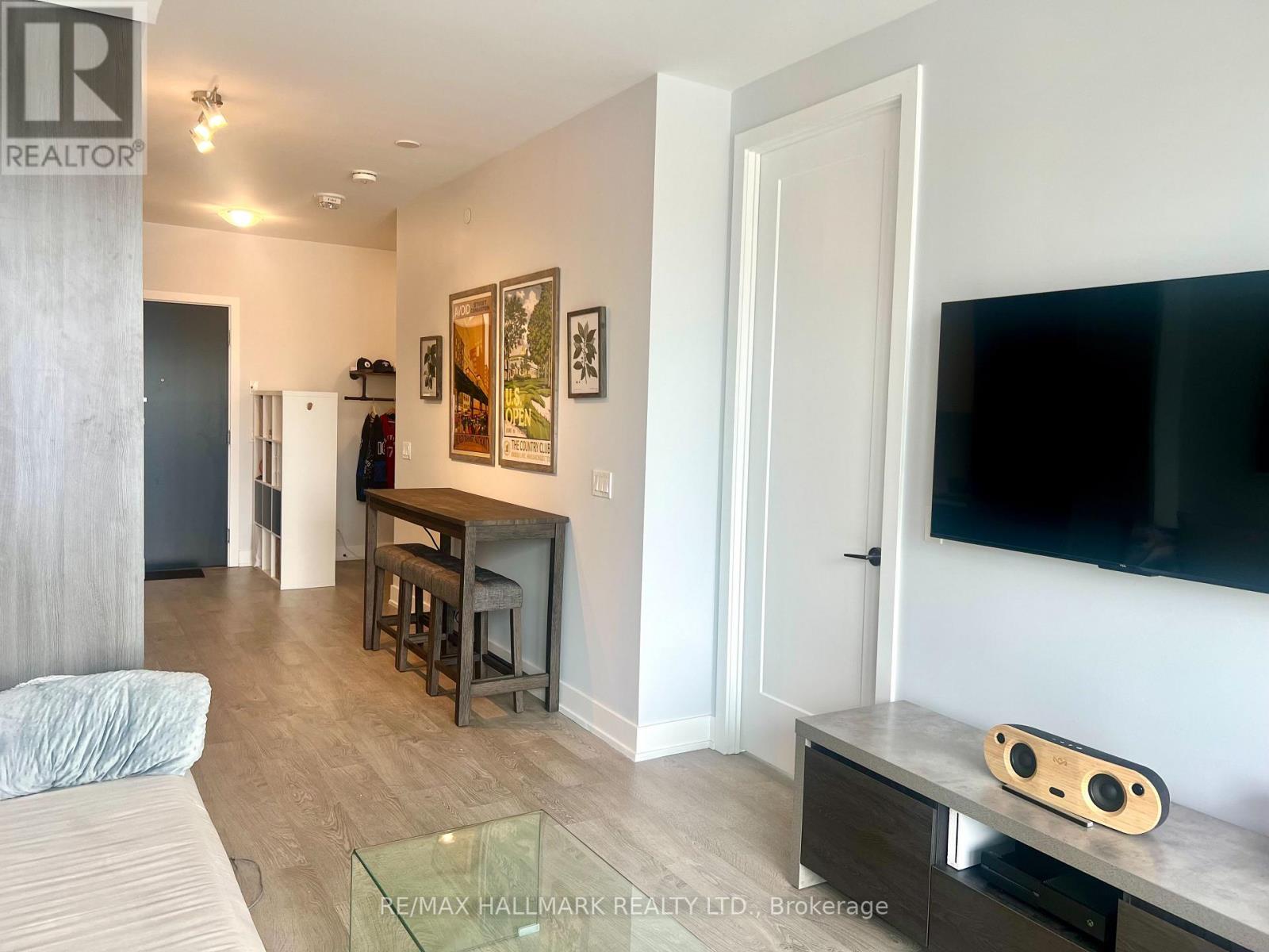 1308 - 11 Lillian Street, Toronto (Mount Pleasant West), Ontario  M4S 2H7 - Photo 5 - C12984228