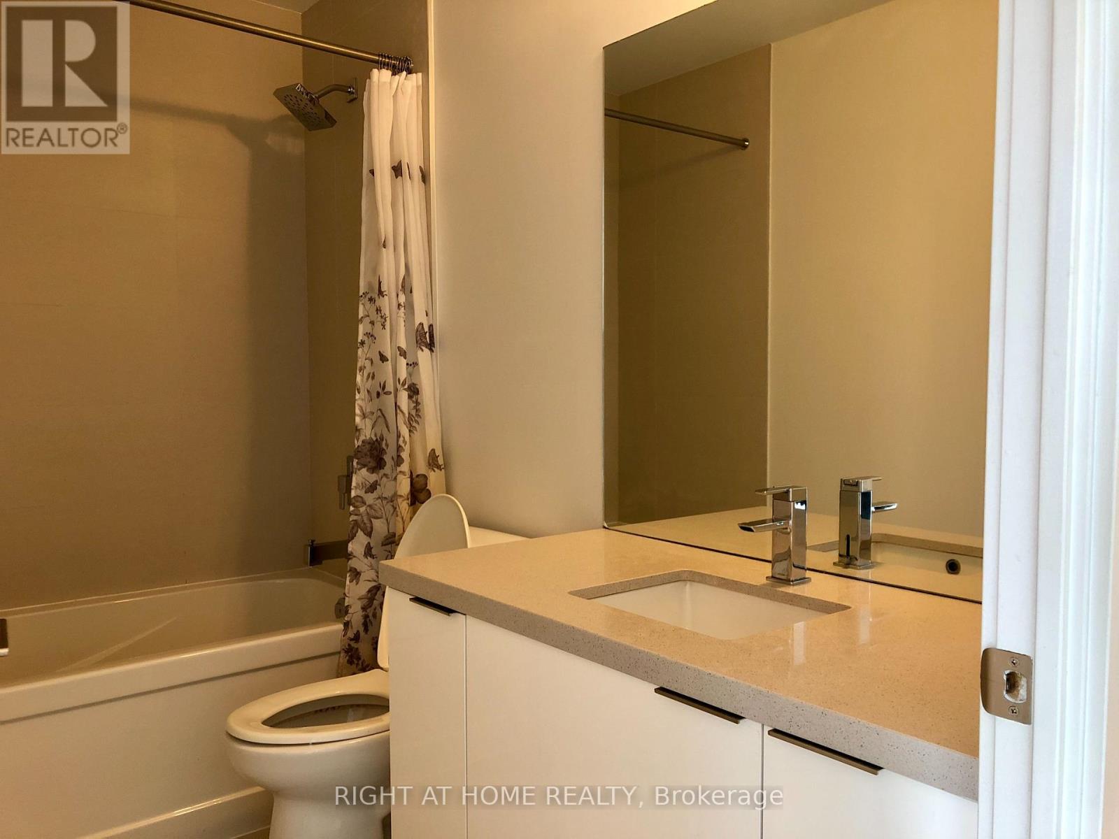 2210 - 8 Eglinton Avenue E, Toronto, Ontario  M4P 0C1 - Photo 16 - C12984230