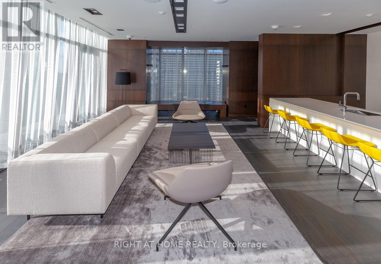 2210 - 8 Eglinton Avenue E, Toronto, Ontario  M4P 0C1 - Photo 23 - C12984230