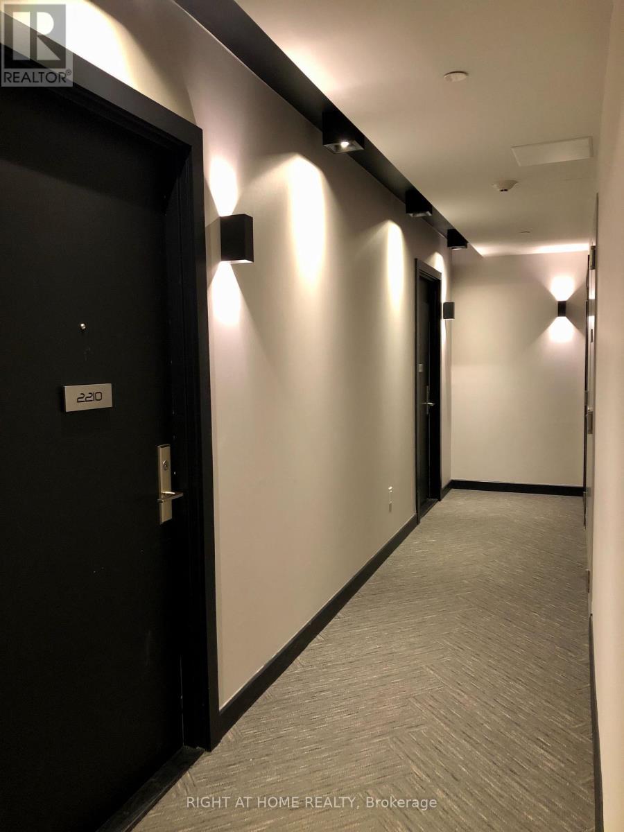 2210 - 8 Eglinton Avenue E, Toronto, Ontario  M4P 0C1 - Photo 6 - C12984230