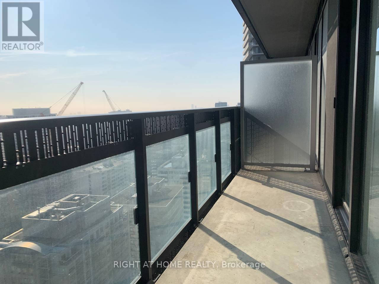 2210 - 8 Eglinton Avenue E, Toronto, Ontario  M4P 0C1 - Photo 9 - C12984230