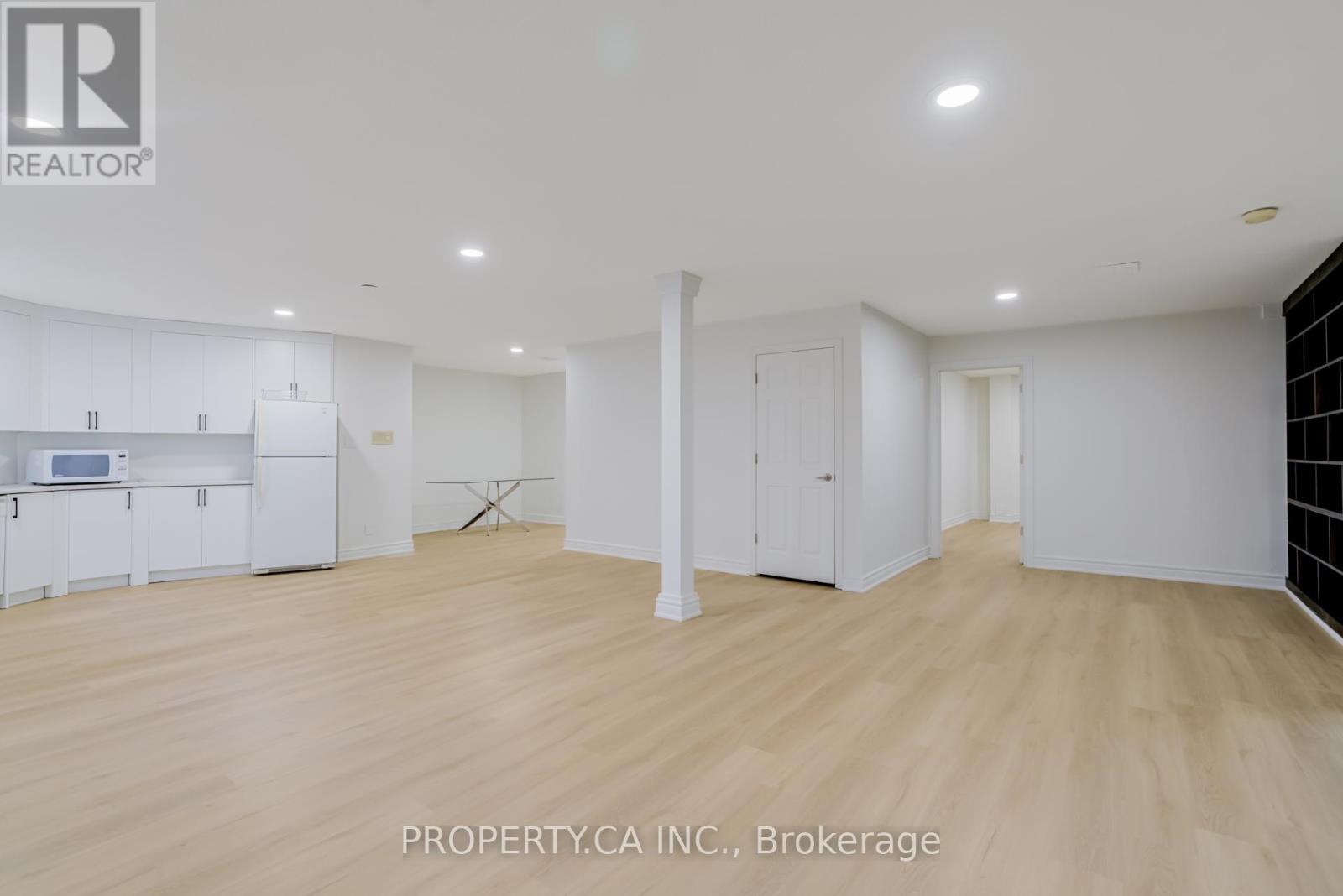 Bsmt - 16 Fleming Drive, Toronto, Ontario  M2K 2N9 - Photo 10 - C12984238