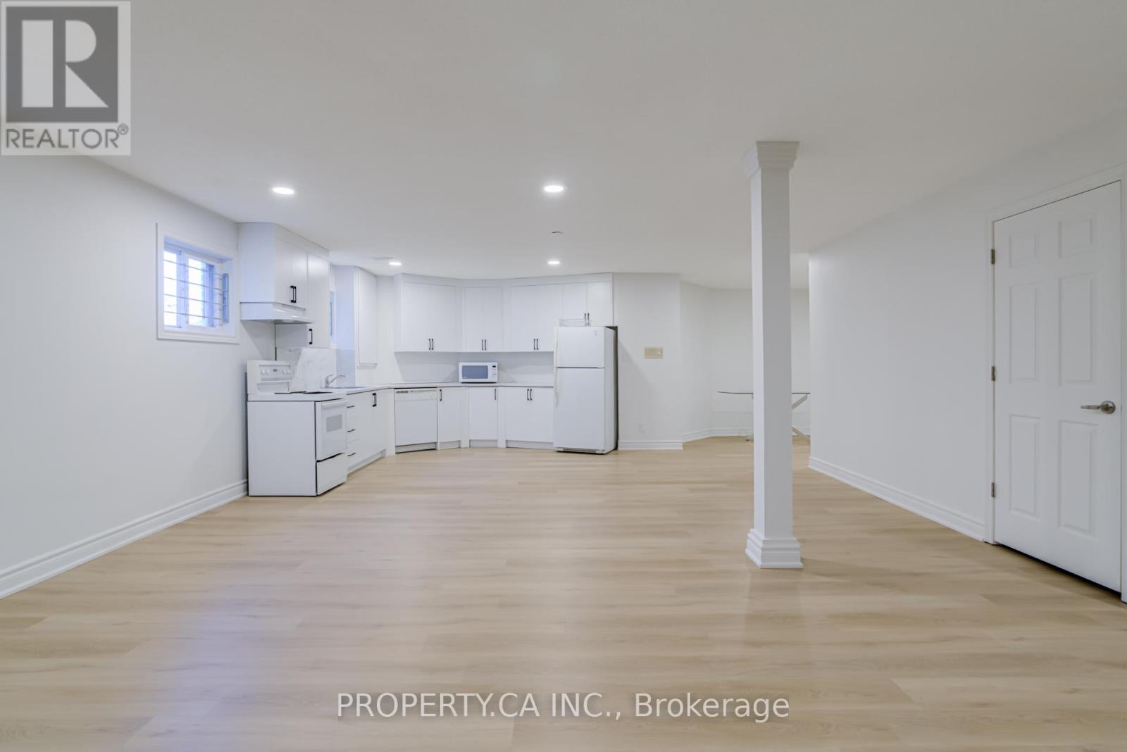 Bsmt - 16 Fleming Drive, Toronto, Ontario  M2K 2N9 - Photo 11 - C12984238