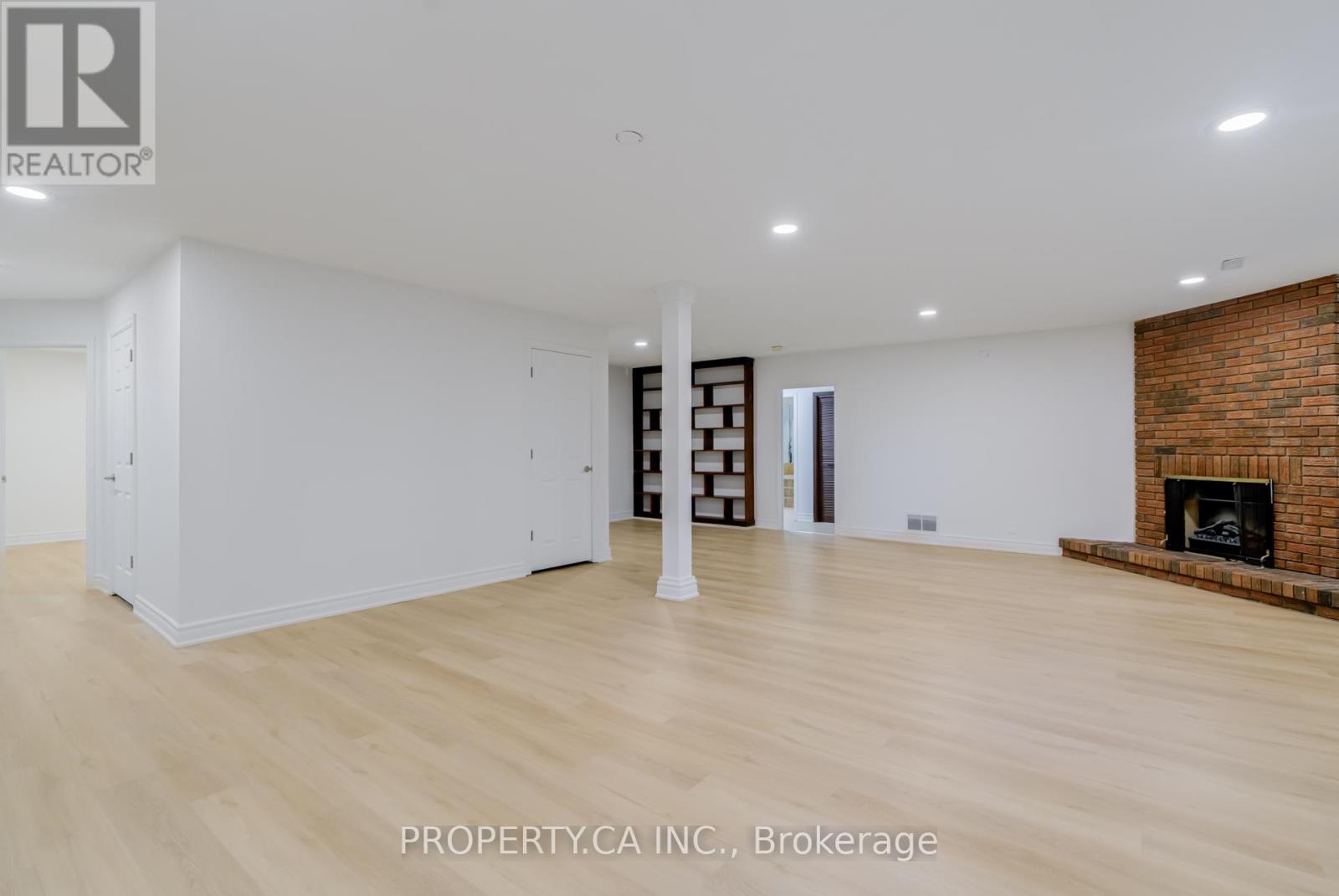 Bsmt - 16 Fleming Drive, Toronto, Ontario  M2K 2N9 - Photo 15 - C12984238