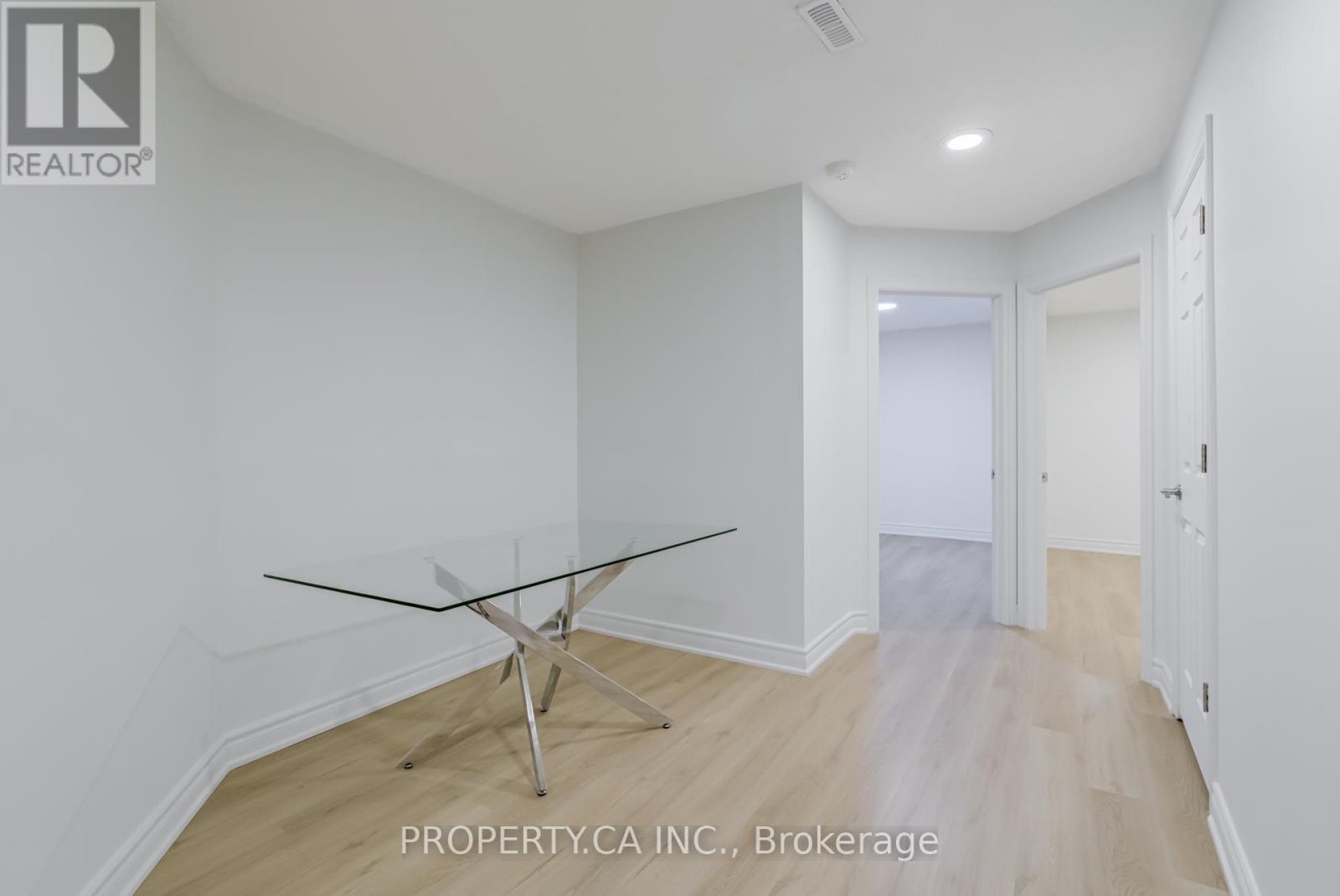 Bsmt - 16 Fleming Drive, Toronto, Ontario  M2K 2N9 - Photo 16 - C12984238