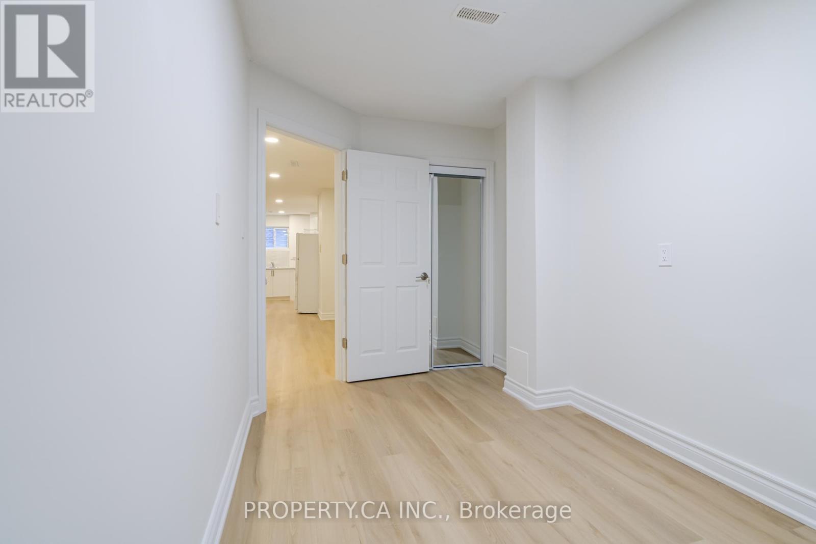 Bsmt - 16 Fleming Drive, Toronto, Ontario  M2K 2N9 - Photo 19 - C12984238