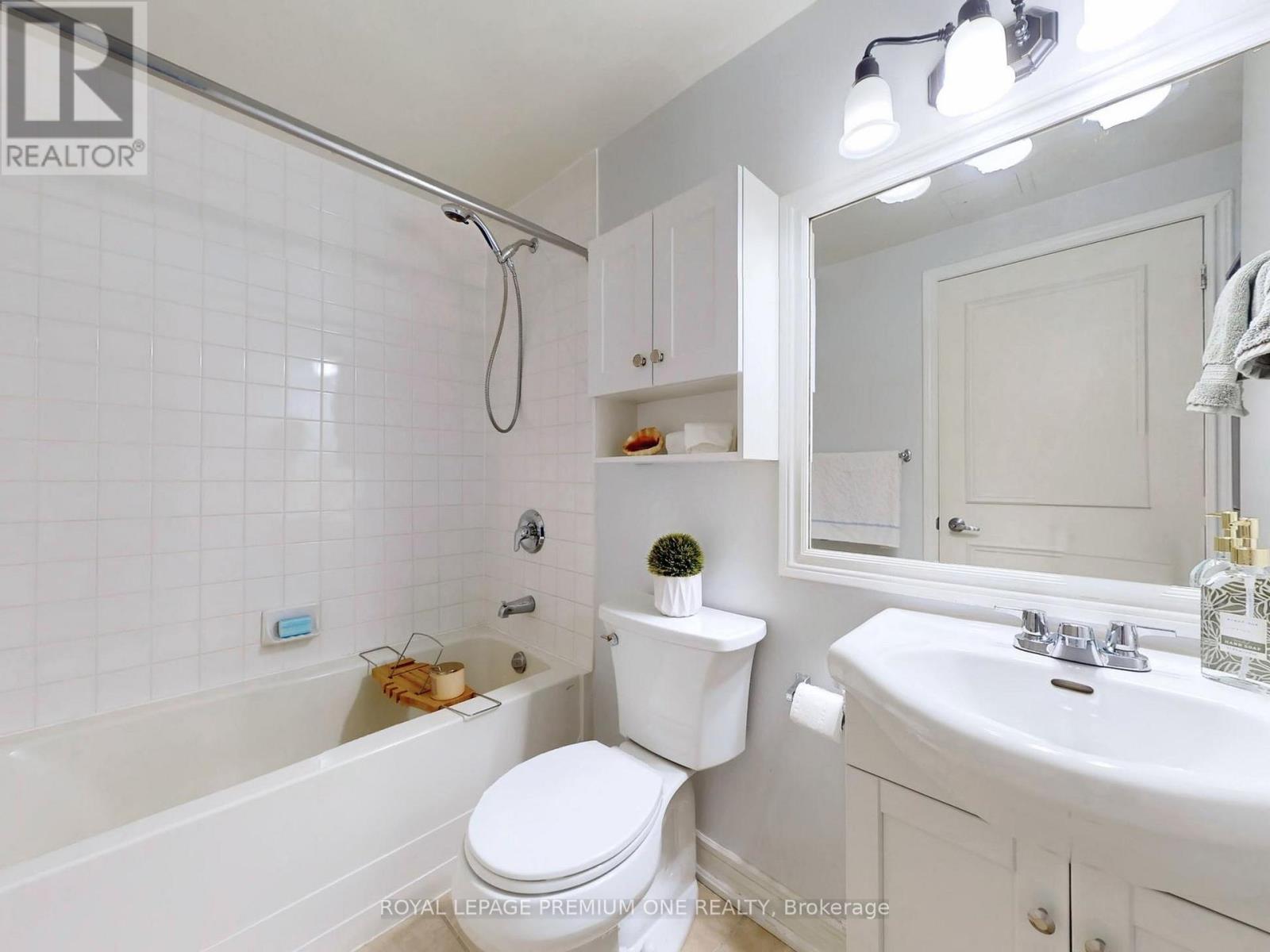 1101 - 1600 Keele Street, Toronto, Ontario  M6N 5J1 - Photo 10 - W12977722