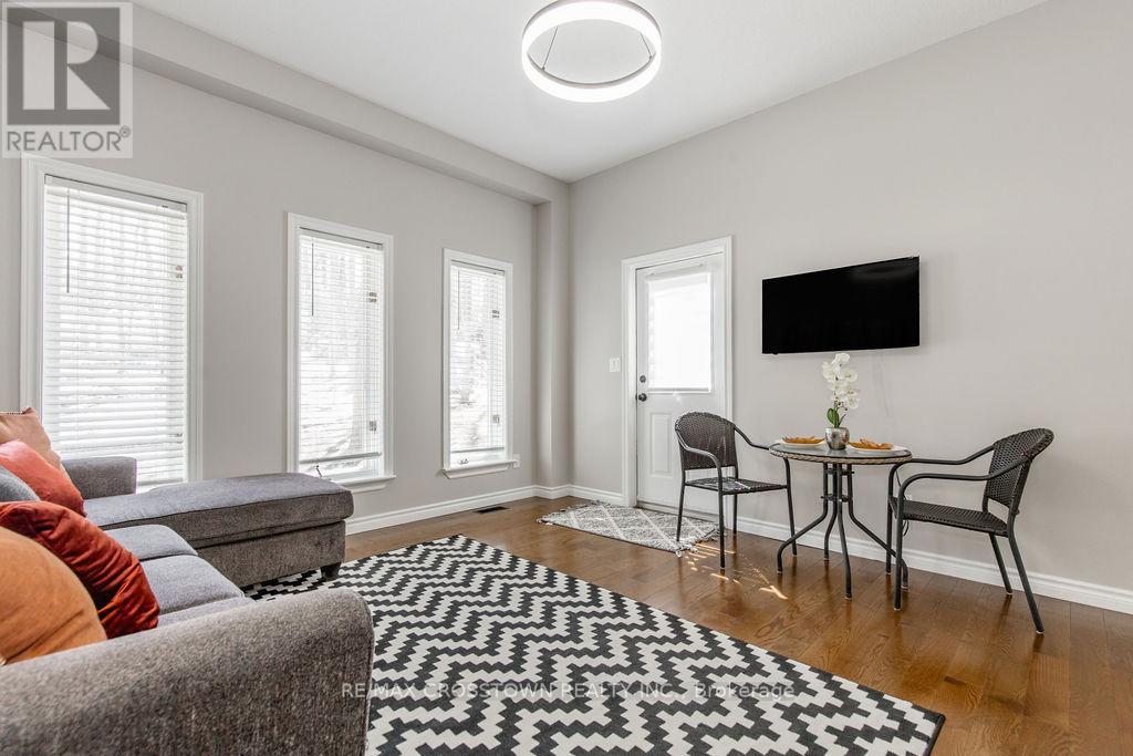 10 Beechwood Road, Oro-Medonte, Ontario  L4M 4Y8 - Photo 27 - S12983886