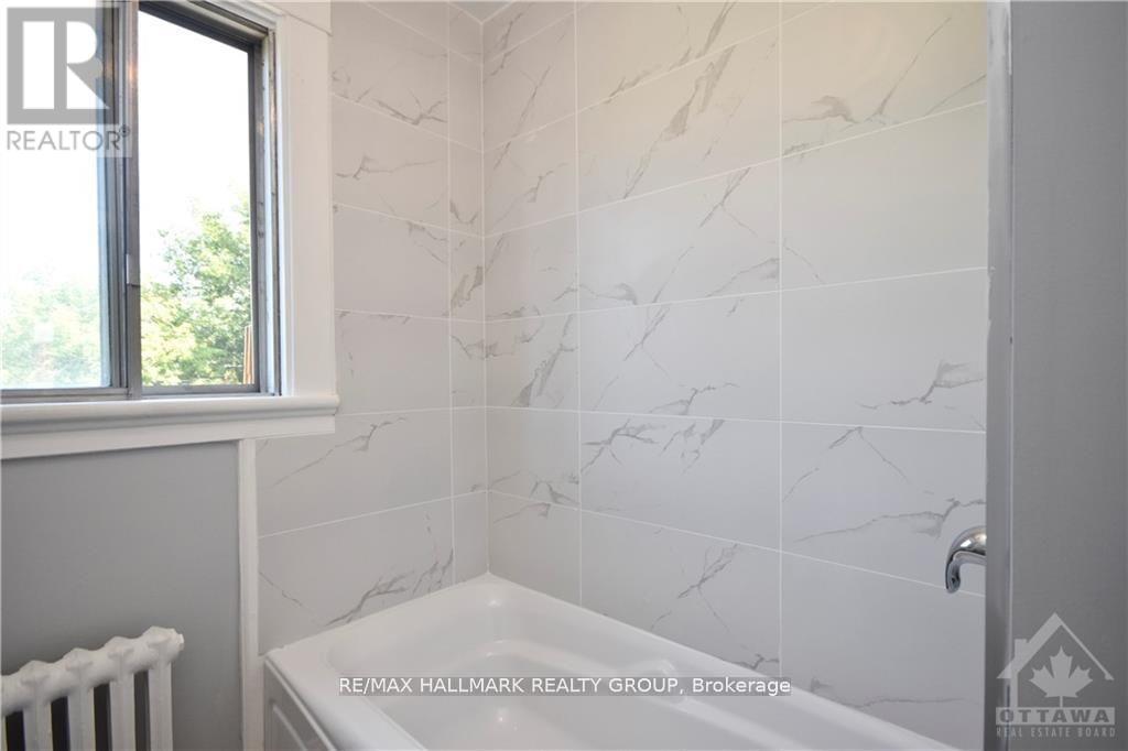 2 - 15 Marier Avenue, Ottawa, Ontario  K1L 5S6 - Photo 16 - X12899532