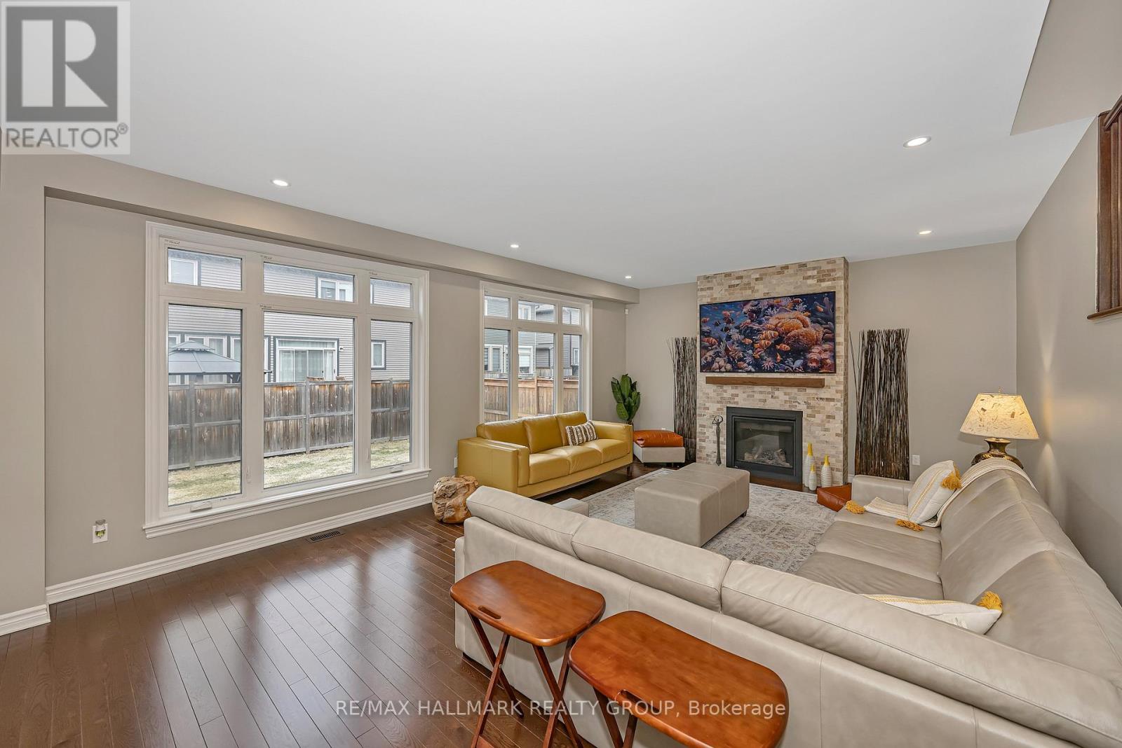 210 Trollius Way, Ottawa, Ontario  K1T 0R7 - Photo 12 - X12973772