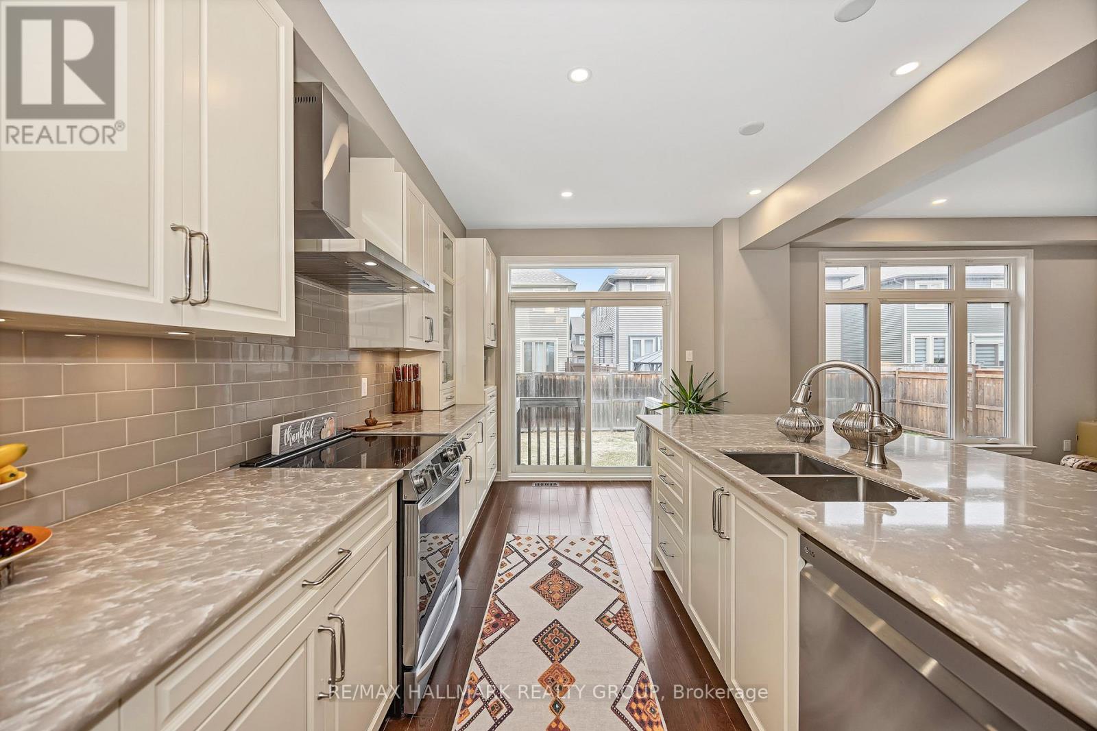 210 Trollius Way, Ottawa, Ontario  K1T 0R7 - Photo 20 - X12973772