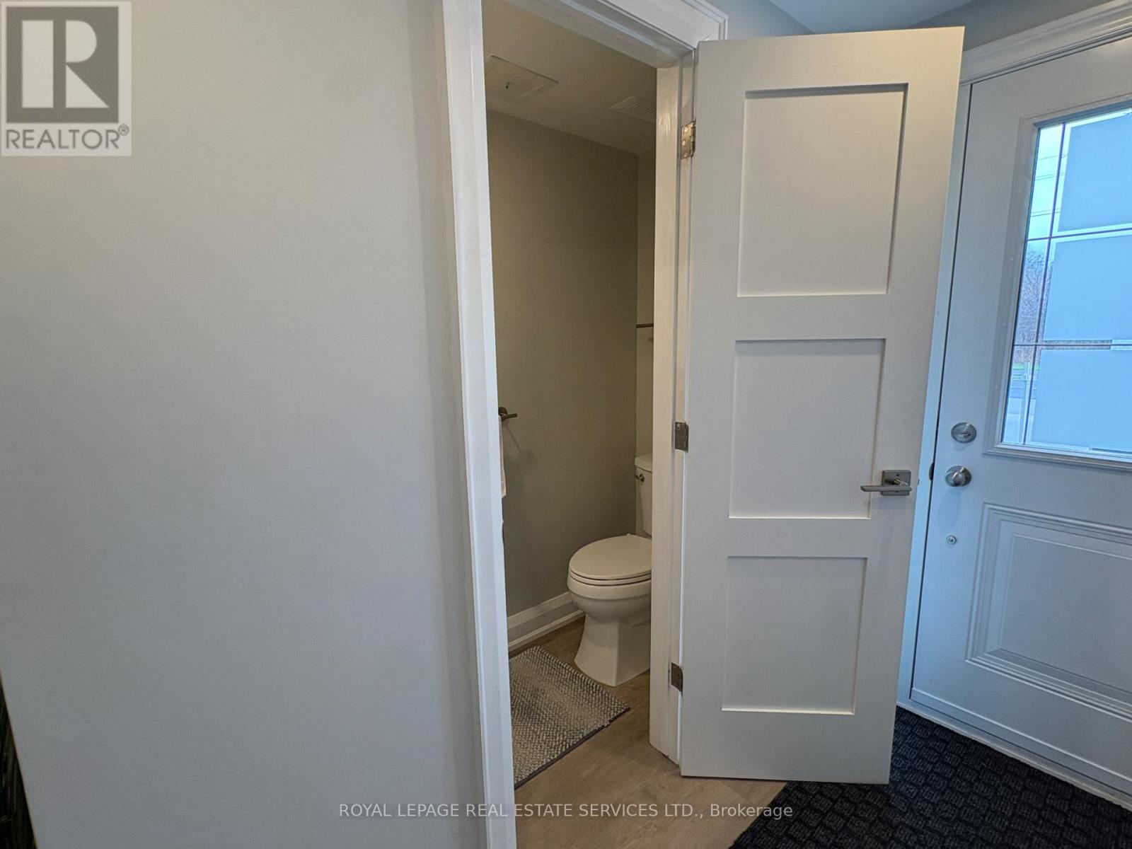 30 - 629 Rathburn Road, Toronto, Ontario  M9C 3T5 - Photo 4 - W12963720