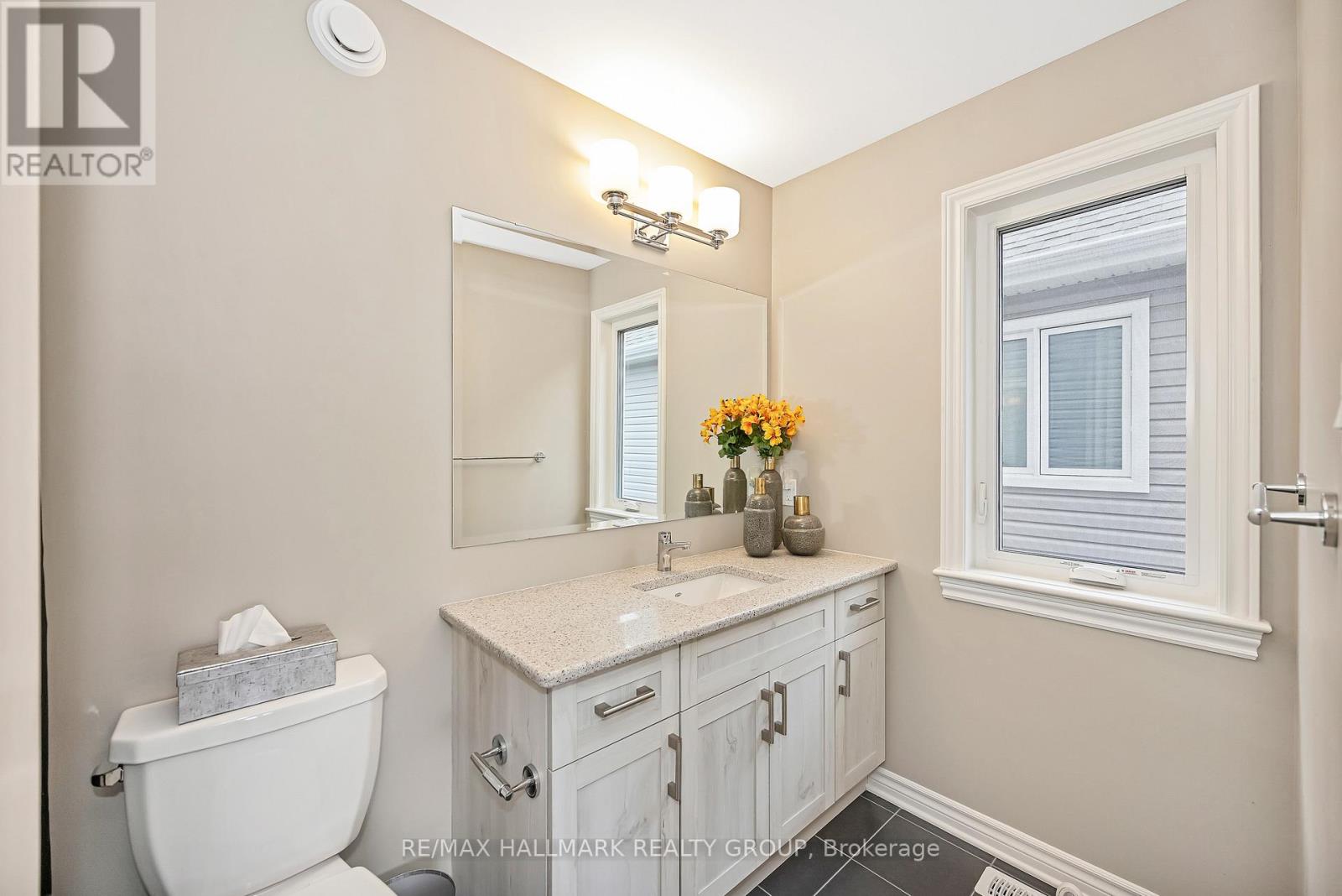 210 Trollius Way, Ottawa, Ontario  K1T 0R7 - Photo 42 - X12973772