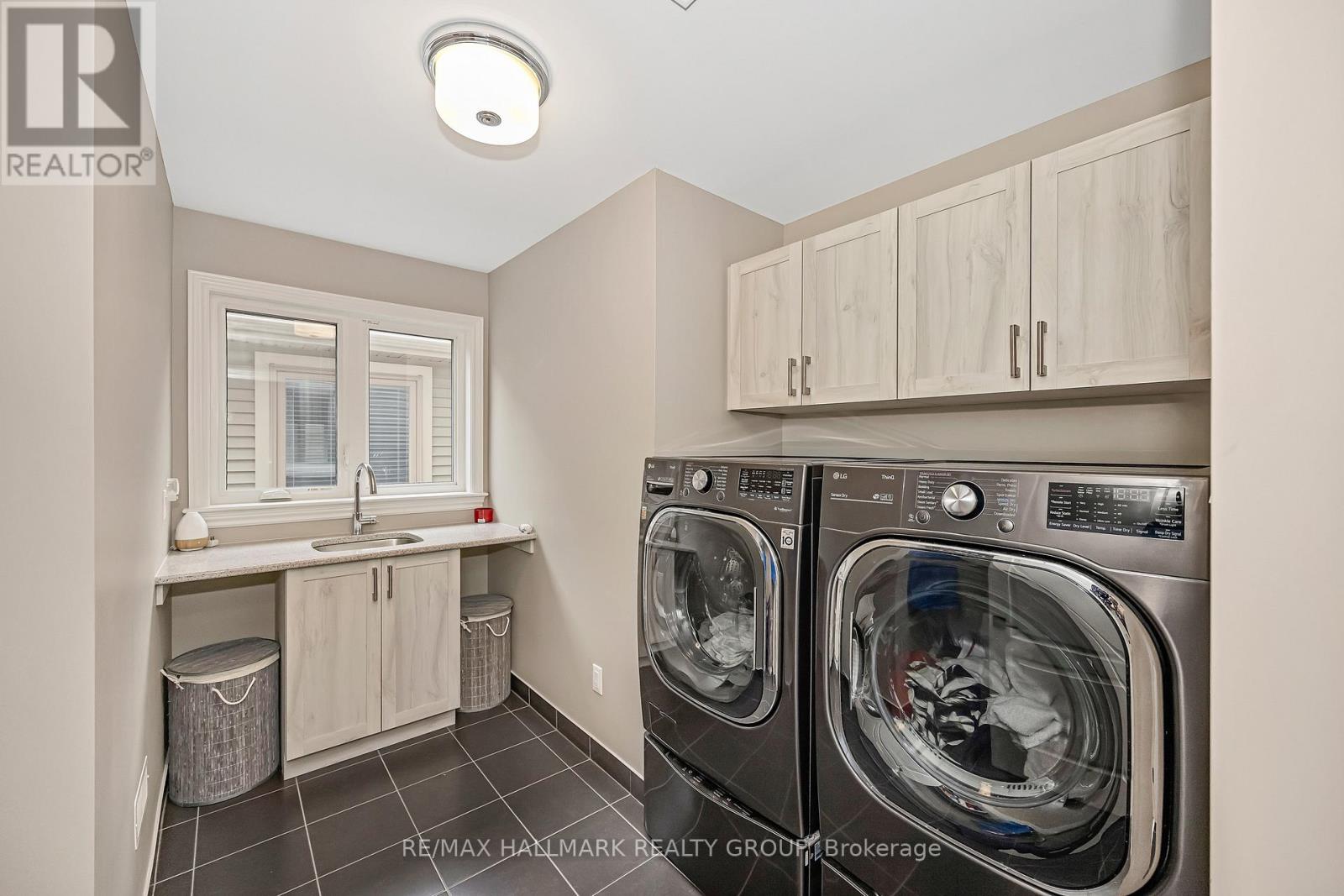 210 Trollius Way, Ottawa, Ontario  K1T 0R7 - Photo 44 - X12973772