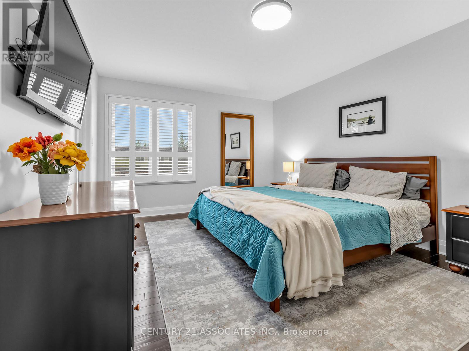 4049 Teakwood Drive, Mississauga (Creditview), Ontario  L5C 3L2 - Photo 17 - W12982730