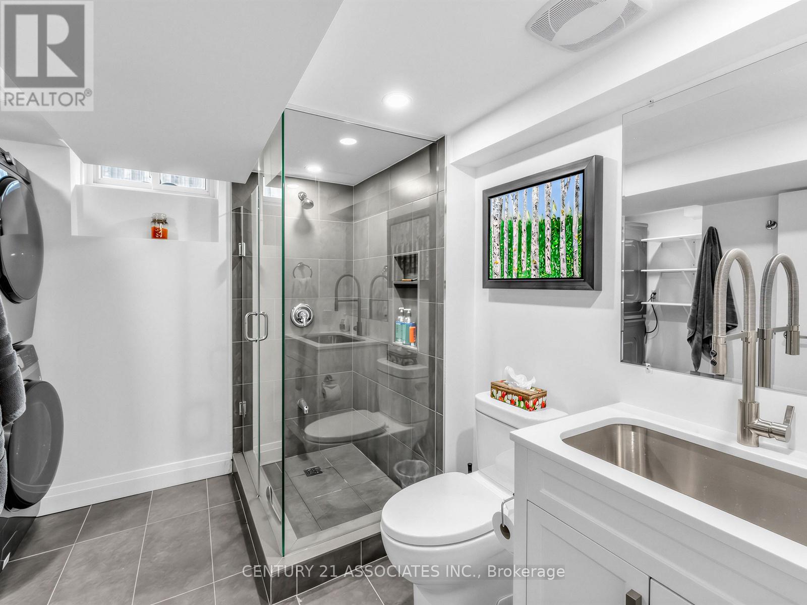 4049 Teakwood Drive, Mississauga (Creditview), Ontario  L5C 3L2 - Photo 28 - W12982730