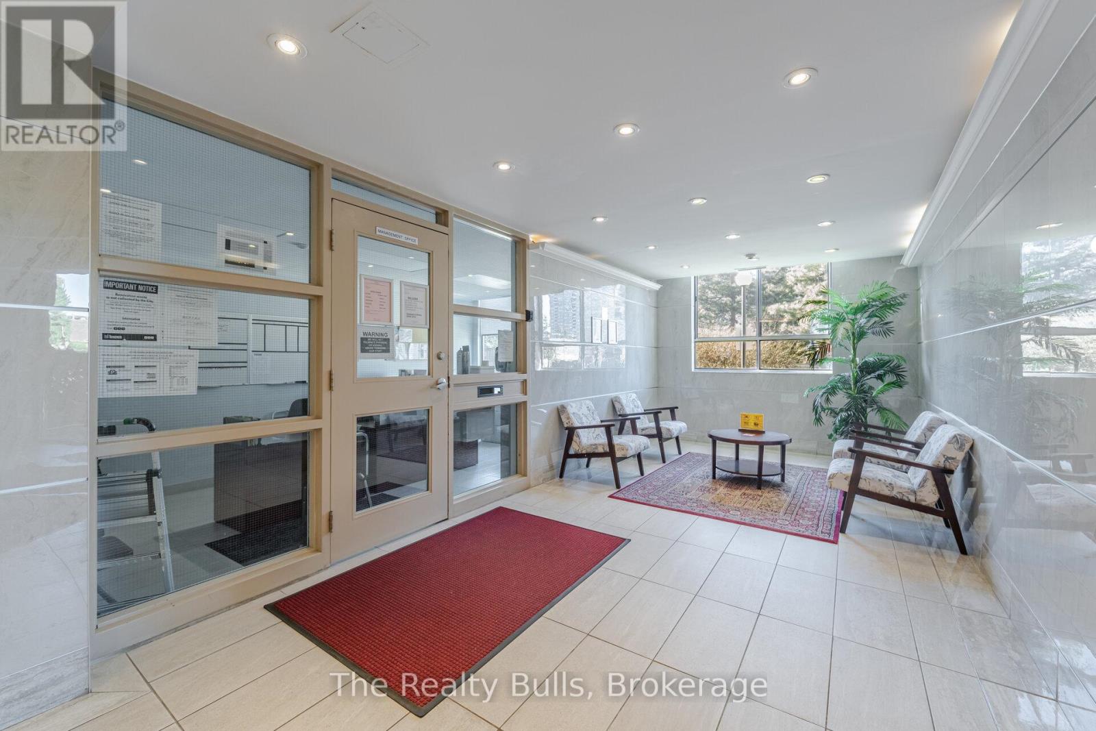 907 - 10 Stonehill Court, Toronto, Ontario  M1W 2X8 - Photo 2 - E12984036