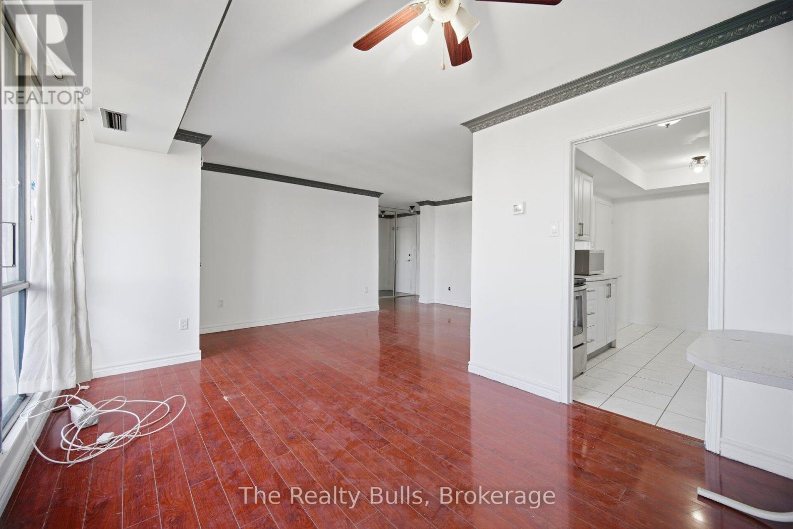 907 - 10 Stonehill Court, Toronto, Ontario  M1W 2X8 - Photo 5 - E12984036