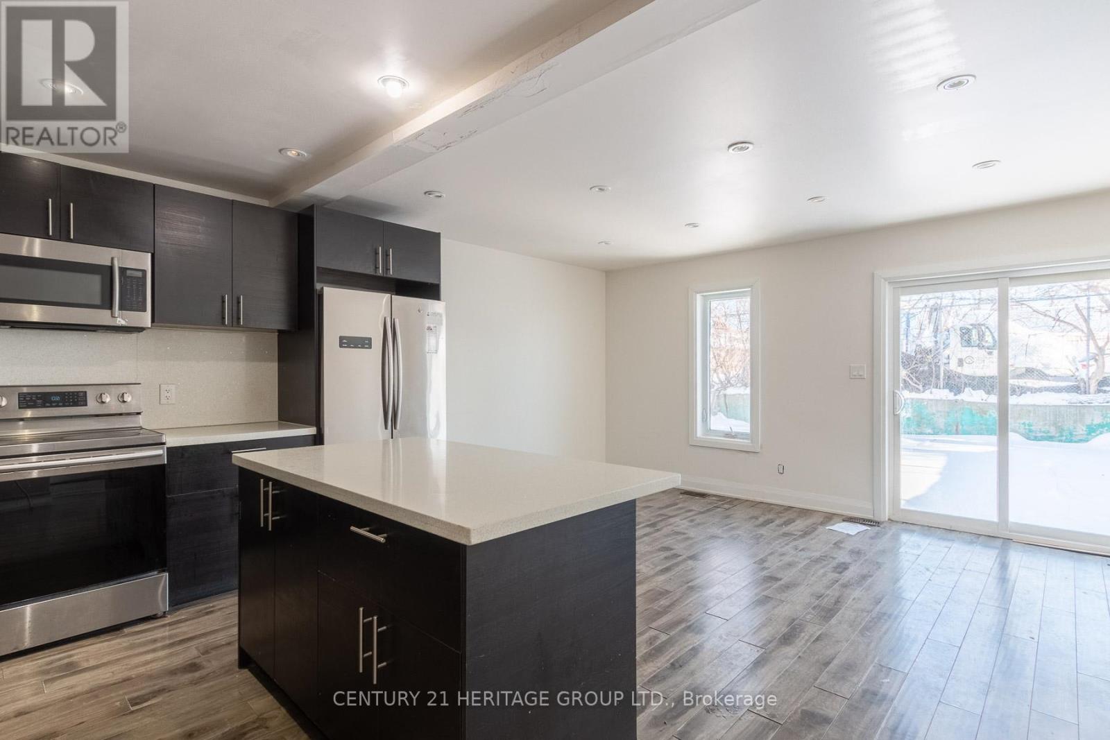 23a Jeavons Avenue, Toronto, Ontario  M1K 1S8 - Photo 4 - E12984132