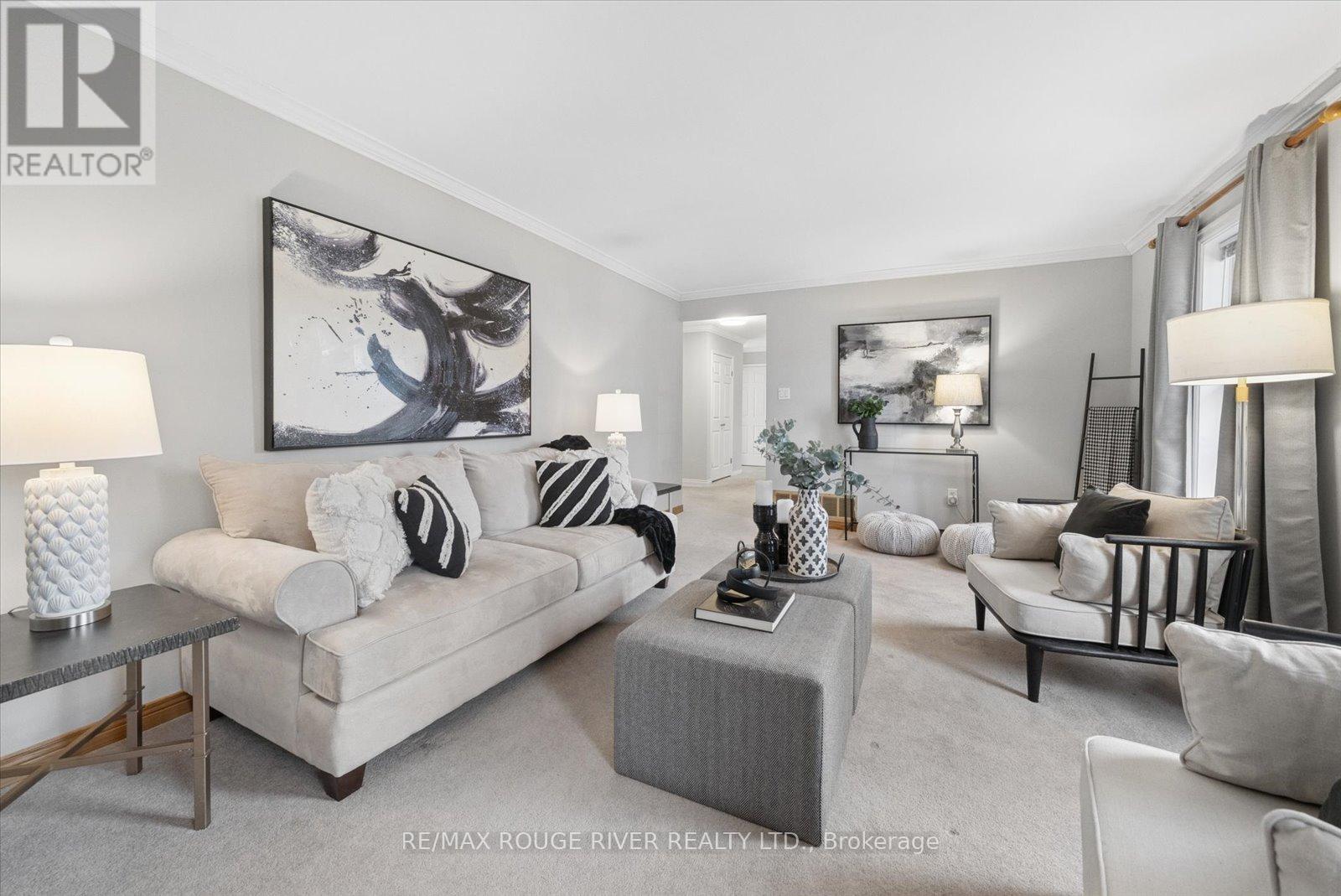 2 Worfolk Place, Whitby, Ontario  L1N 6Z2 - Photo 6 - E12984196