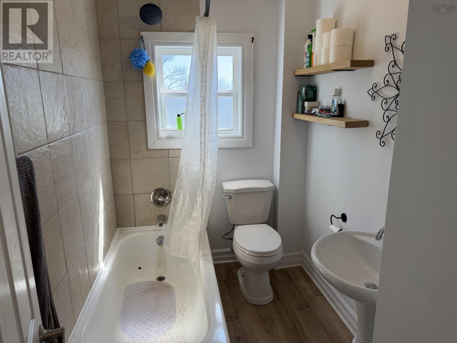 71 Elliott Street, Pictou, Nova Scotia  B0K 1H0 - Photo 14 - 202607001