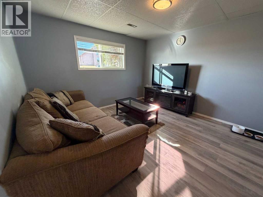 5413 38 Avenue, Taber, Alberta  T1G 1B8 - Photo 10 - A2295585