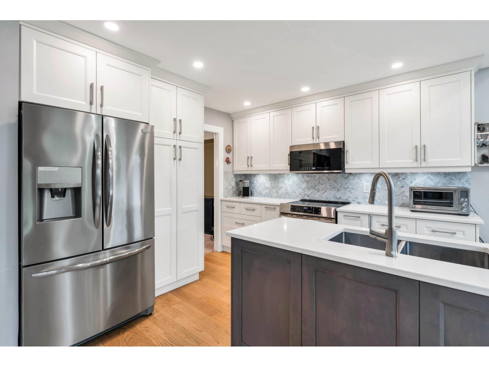 10574 Woodglen Close, Surrey, British Columbia  V4N 1V4 - Photo 11 - R3106745