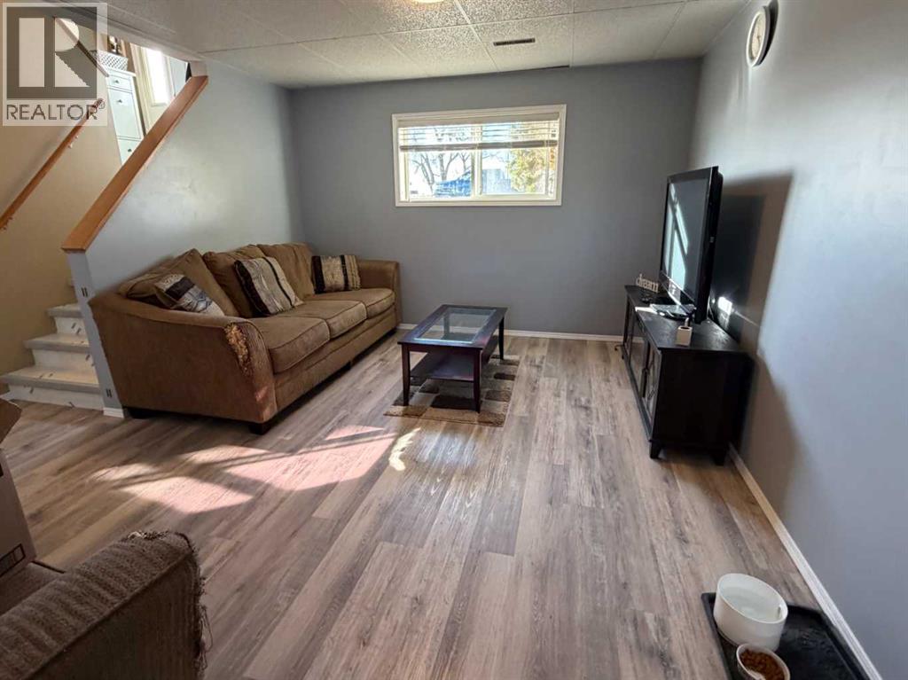 5413 38 Avenue, Taber, Alberta  T1G 1B8 - Photo 11 - A2295585