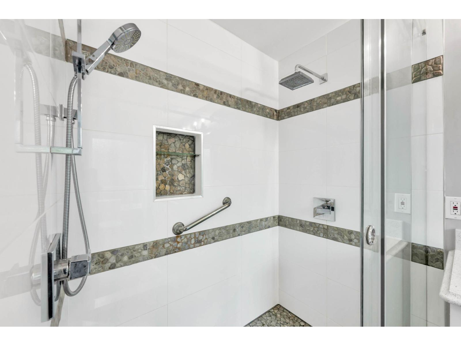 10574 Woodglen Close, Surrey, British Columbia  V4N 1V4 - Photo 21 - R3106745