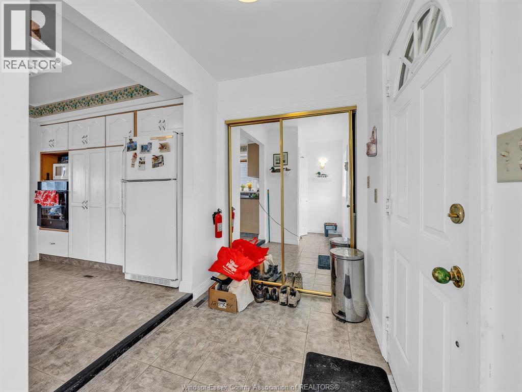 278 Robson Road, Leamington, Ontario  N8H 5R4 - Photo 9 - 26007796