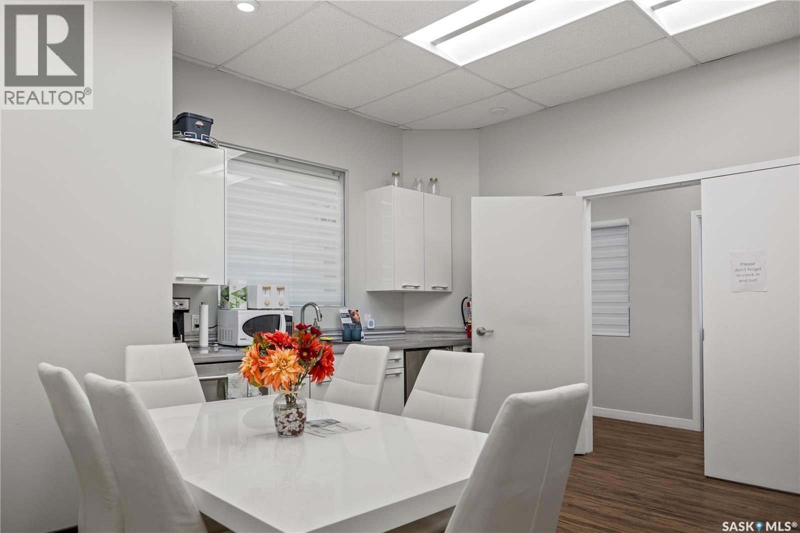 394 University Park Drive, Regina, Saskatchewan  S4V 0Y8 - Photo 13 - SK032423