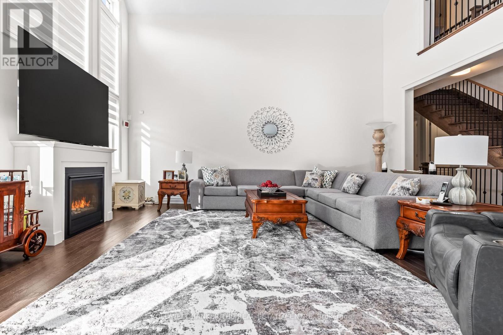 28 Bellflower Crescent, Adjala-Tosorontio, Ontario  L0G 1W0 - Photo 11 - N12984010