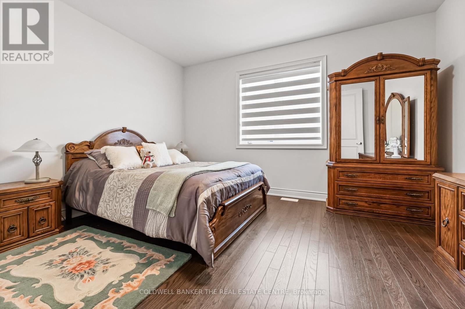 28 Bellflower Crescent, Adjala-Tosorontio, Ontario  L0G 1W0 - Photo 23 - N12984010