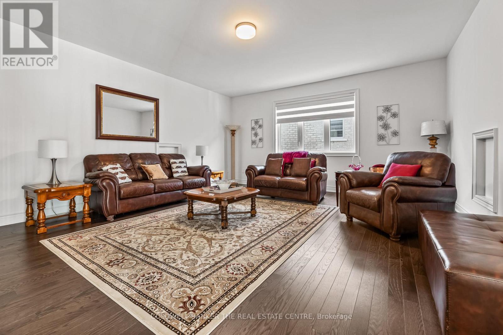 28 Bellflower Crescent, Adjala-Tosorontio, Ontario  L0G 1W0 - Photo 27 - N12984010