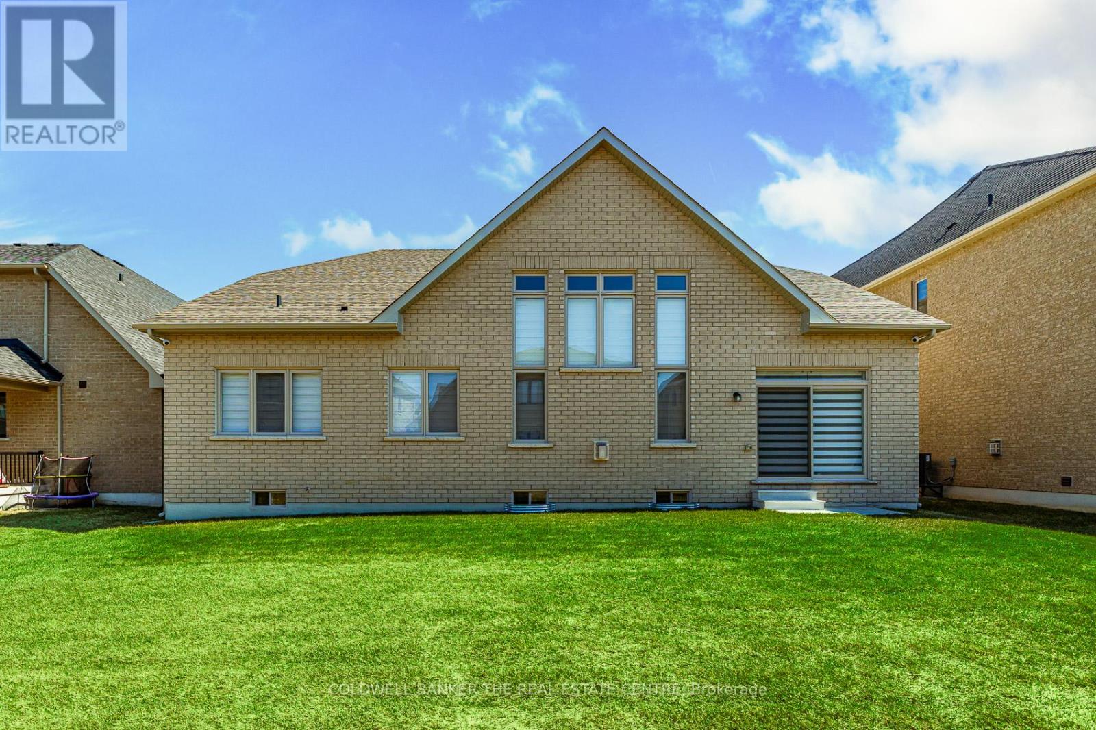 28 Bellflower Crescent, Adjala-Tosorontio, Ontario  L0G 1W0 - Photo 34 - N12984010