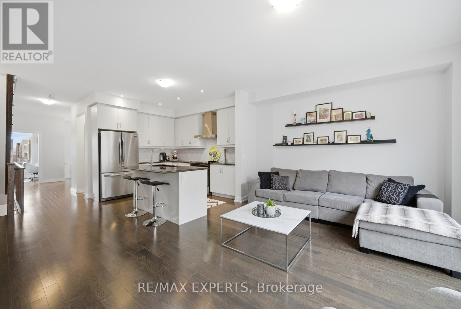 11 Fancamp Drive, Vaughan, Ontario  L6A 4Z2 - Photo 17 - N12984174