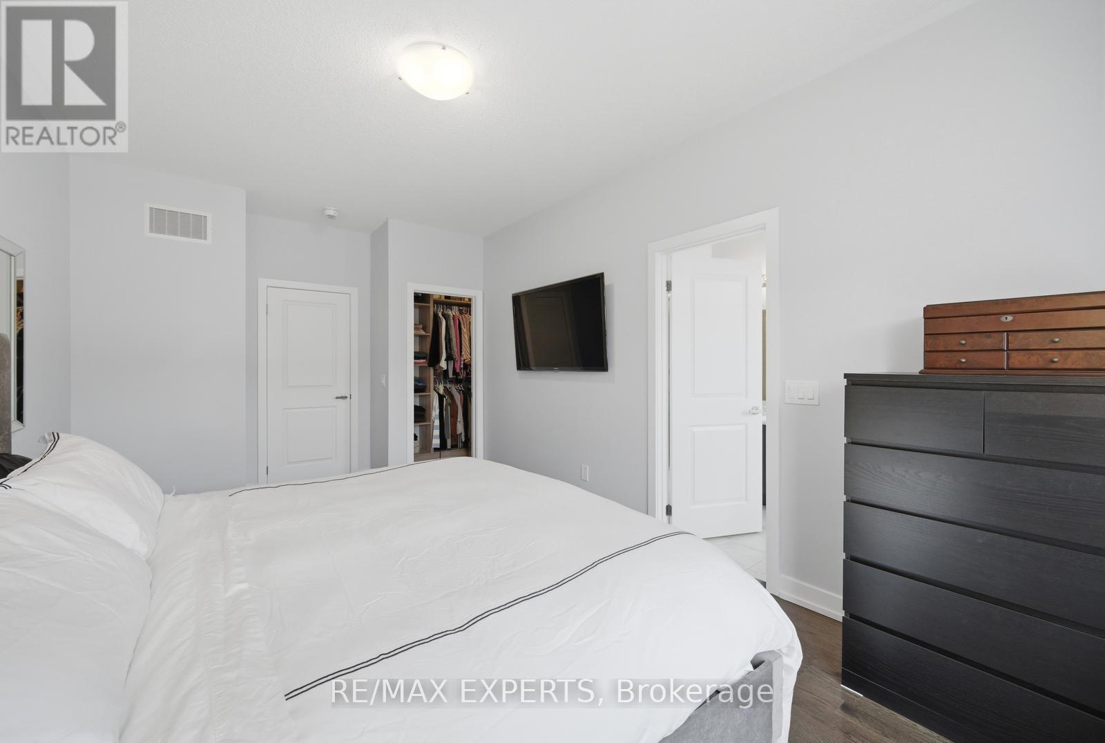 11 Fancamp Drive, Vaughan, Ontario  L6A 4Z2 - Photo 25 - N12984174